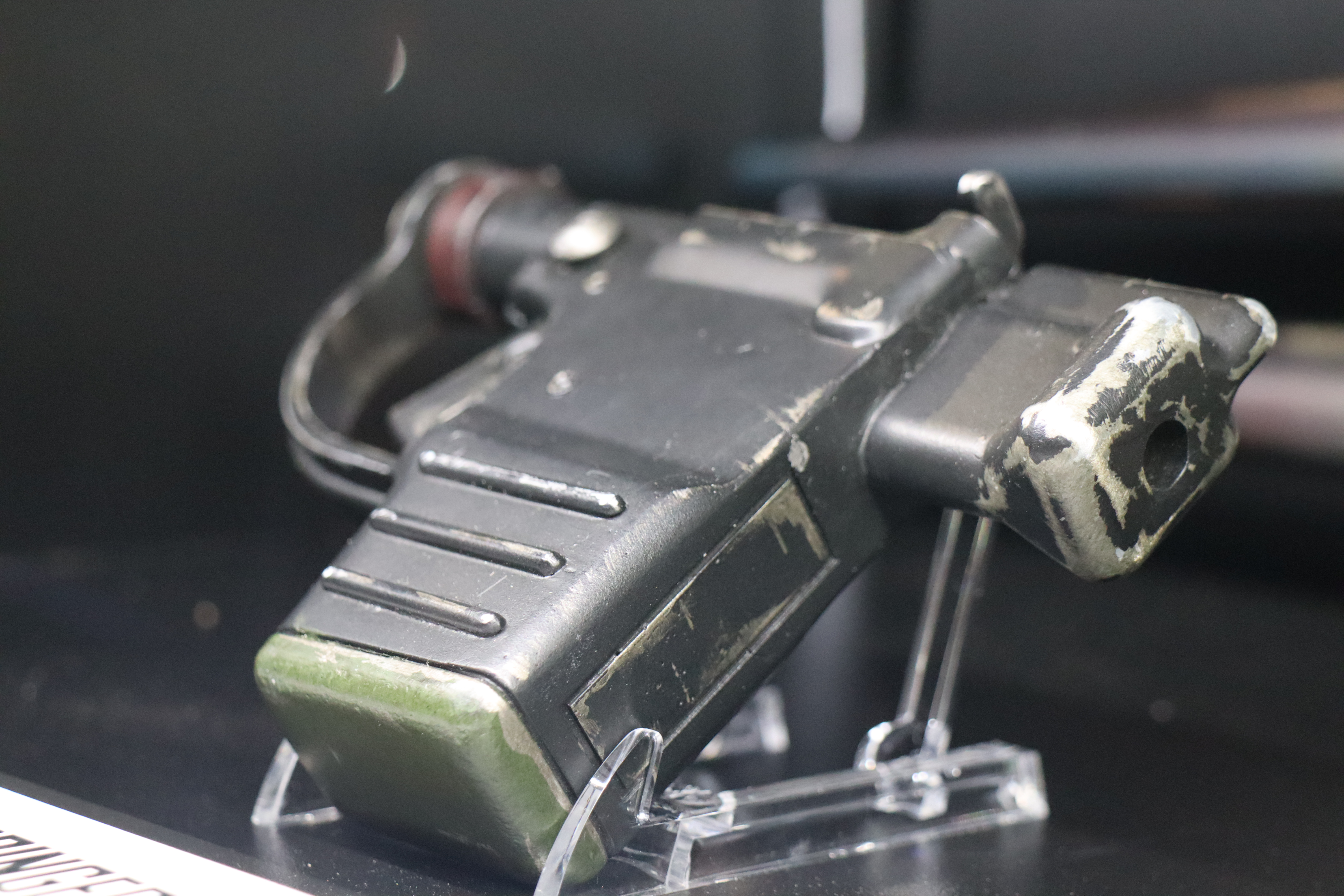 Dinn Djarin Derringer 16.jpg