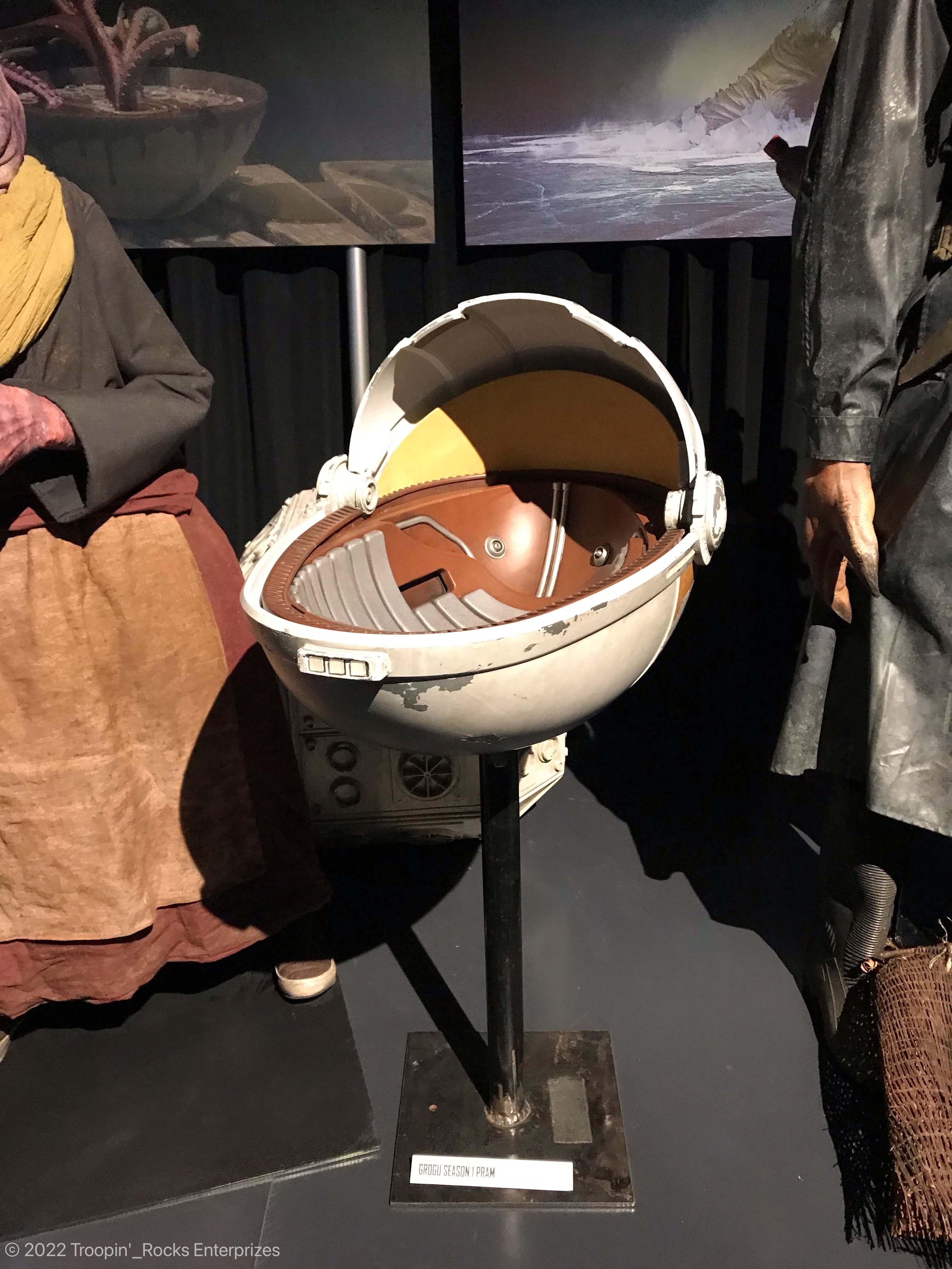 Grogu Pram 11.jpg
