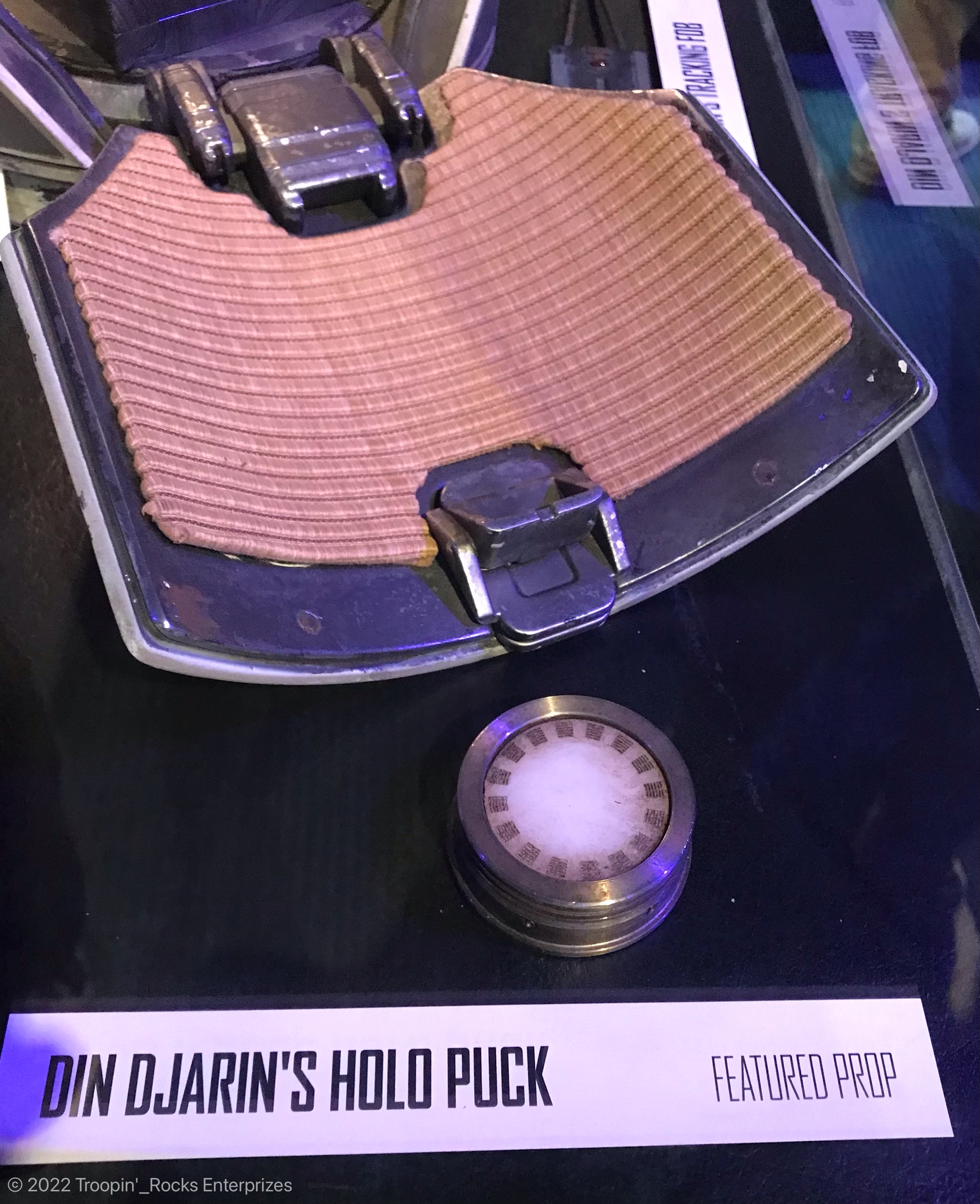 Holo Puck 01.jpg