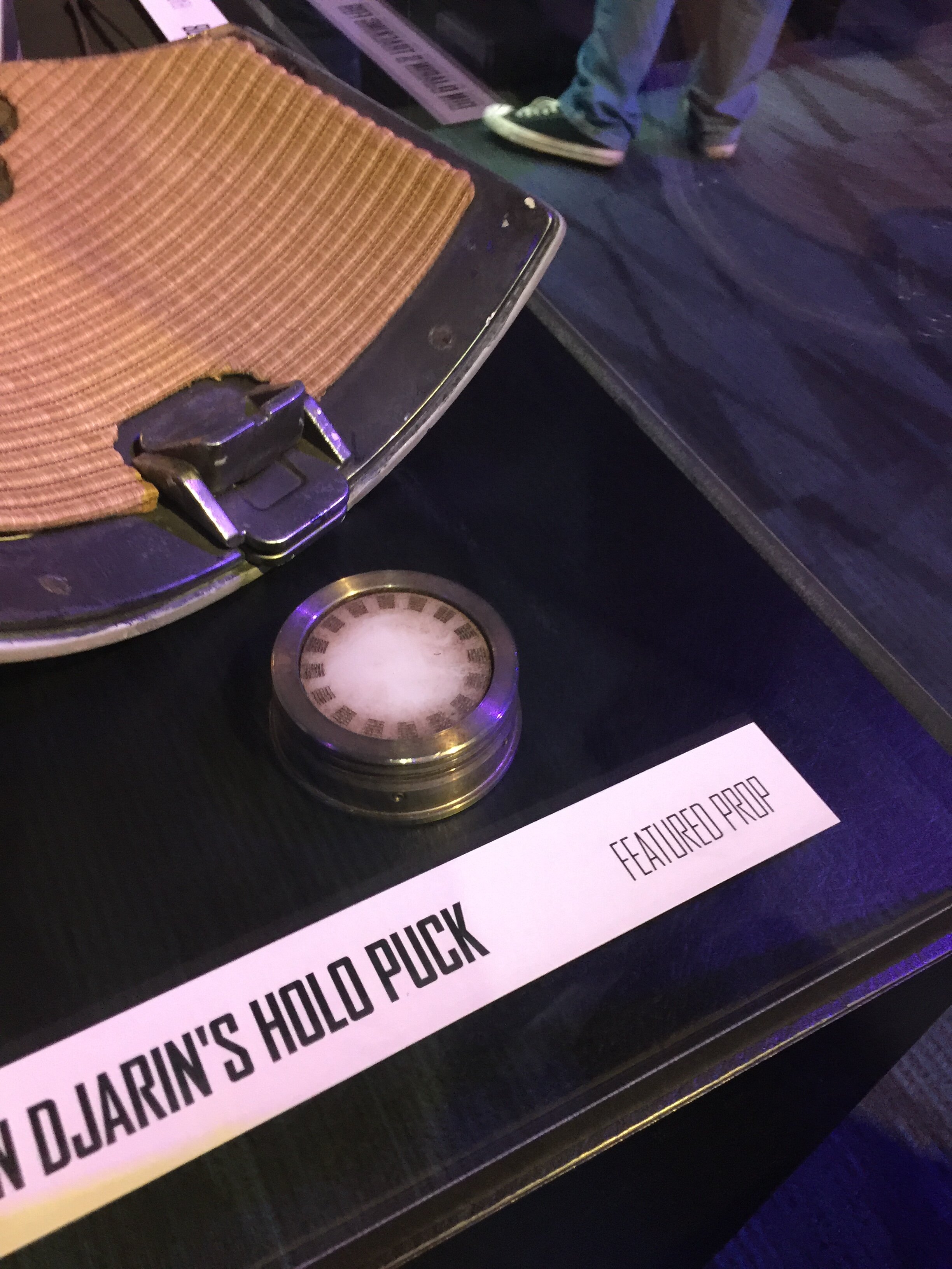 Holo Puck 02.jpg
