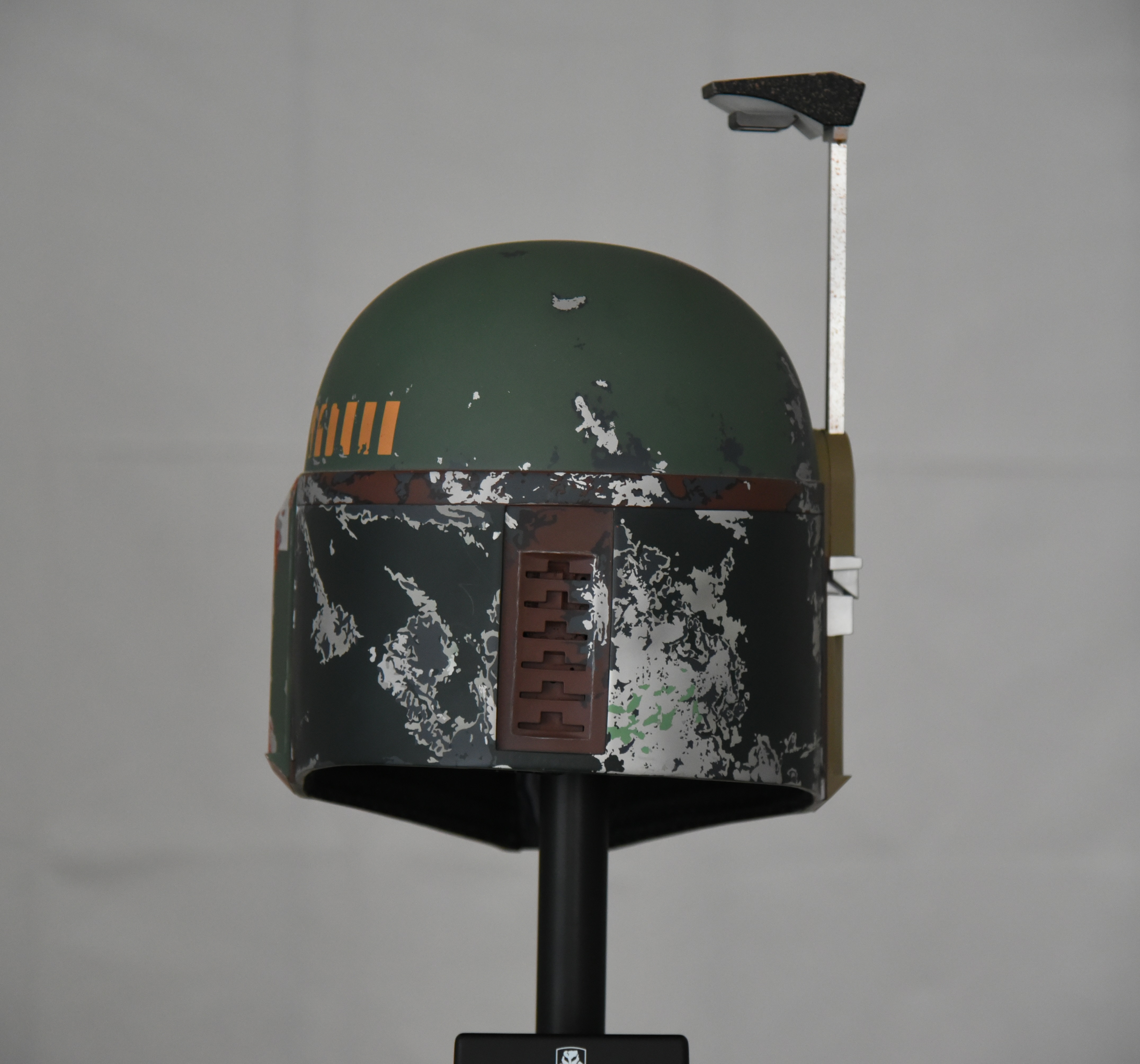 Master Replicas Boba Fett helmet back