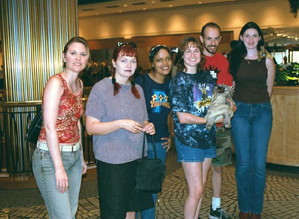 Meeting up at DragonCon 2002
(Roasty, Krisse, Shades, Kimmy, AndyFett and friend)