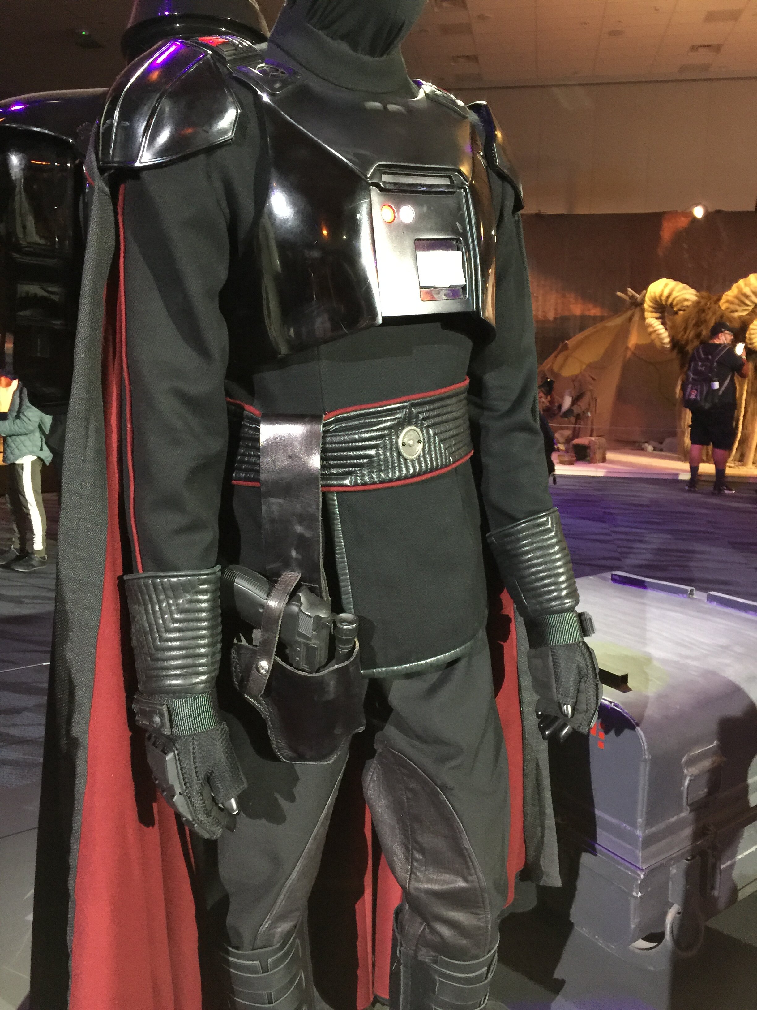Moff Gideon 26.jpg