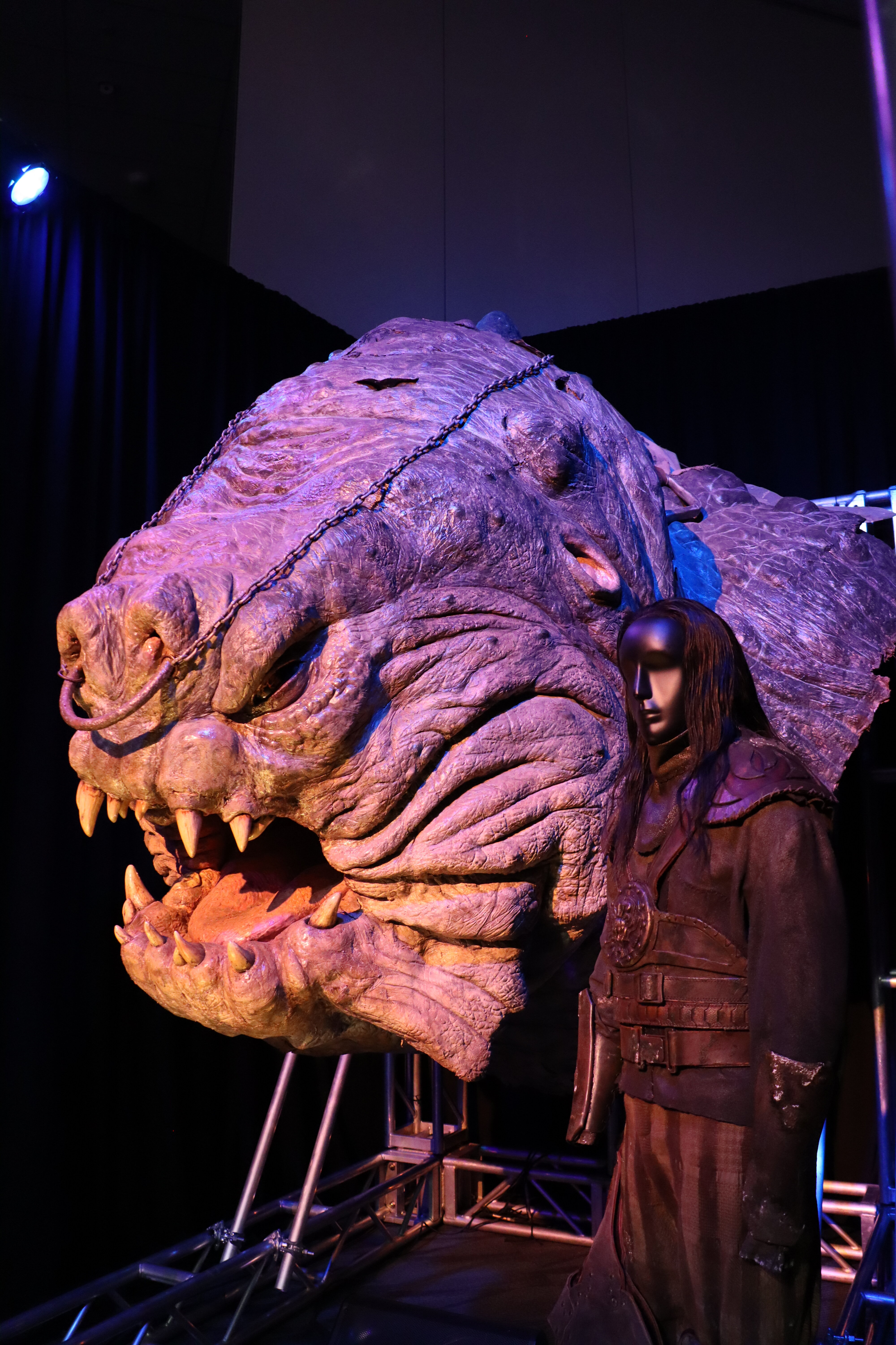 Rancor Head with Rancor Keeper 12.JPG