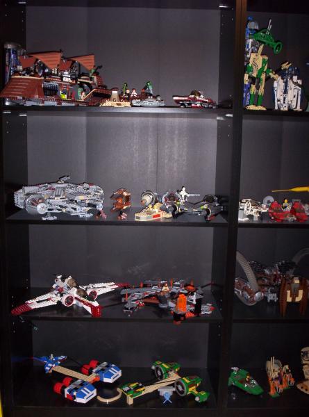 The last of the Legos. Although I still have to build the Jawa Sandcrawler, and the HUGE Milennium Falcon