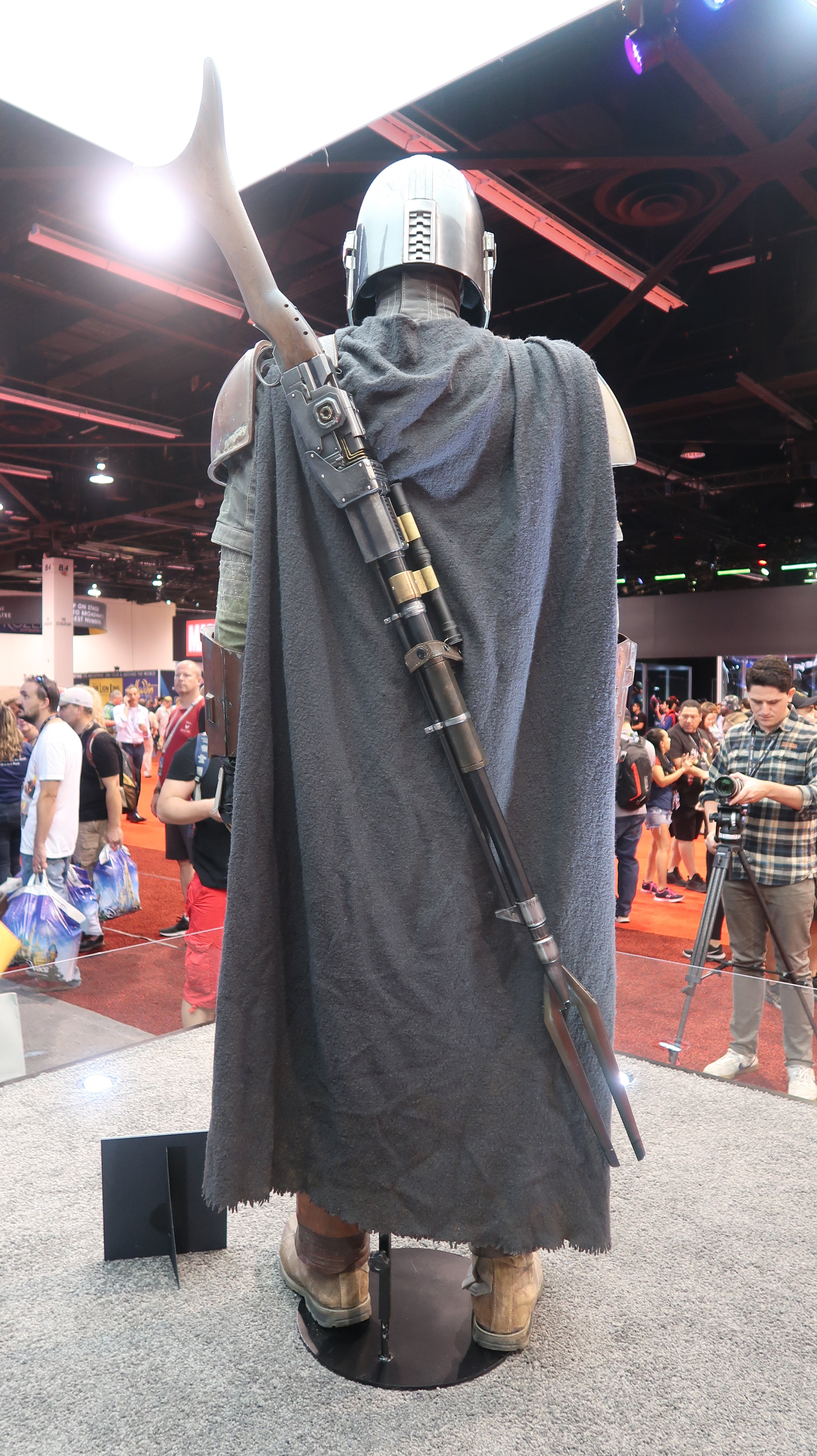 The Mandalorian - Din Djarin - D23 2019 056.jpg