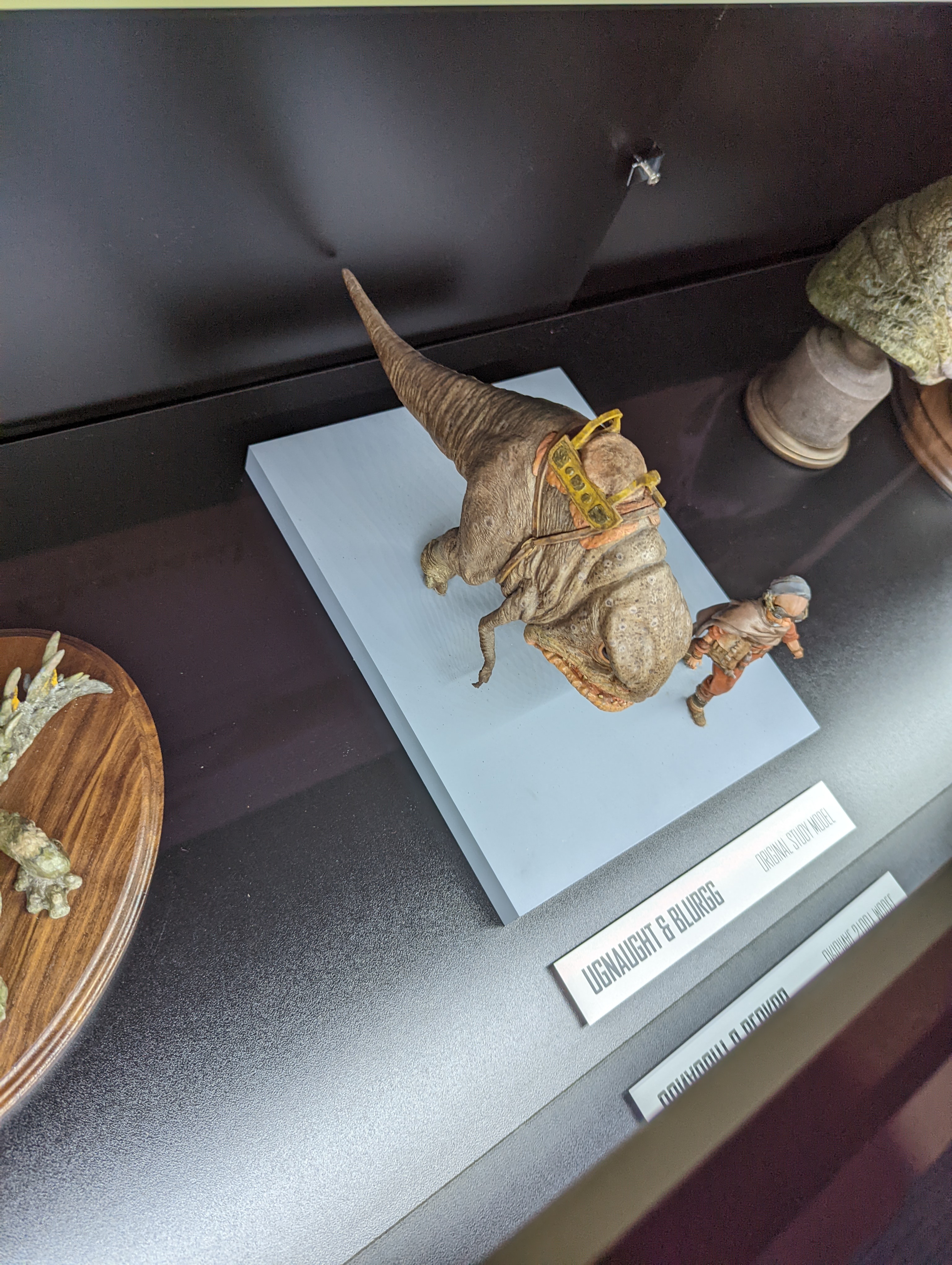 Ugnaught and Blurgg Maquette 02.jpg