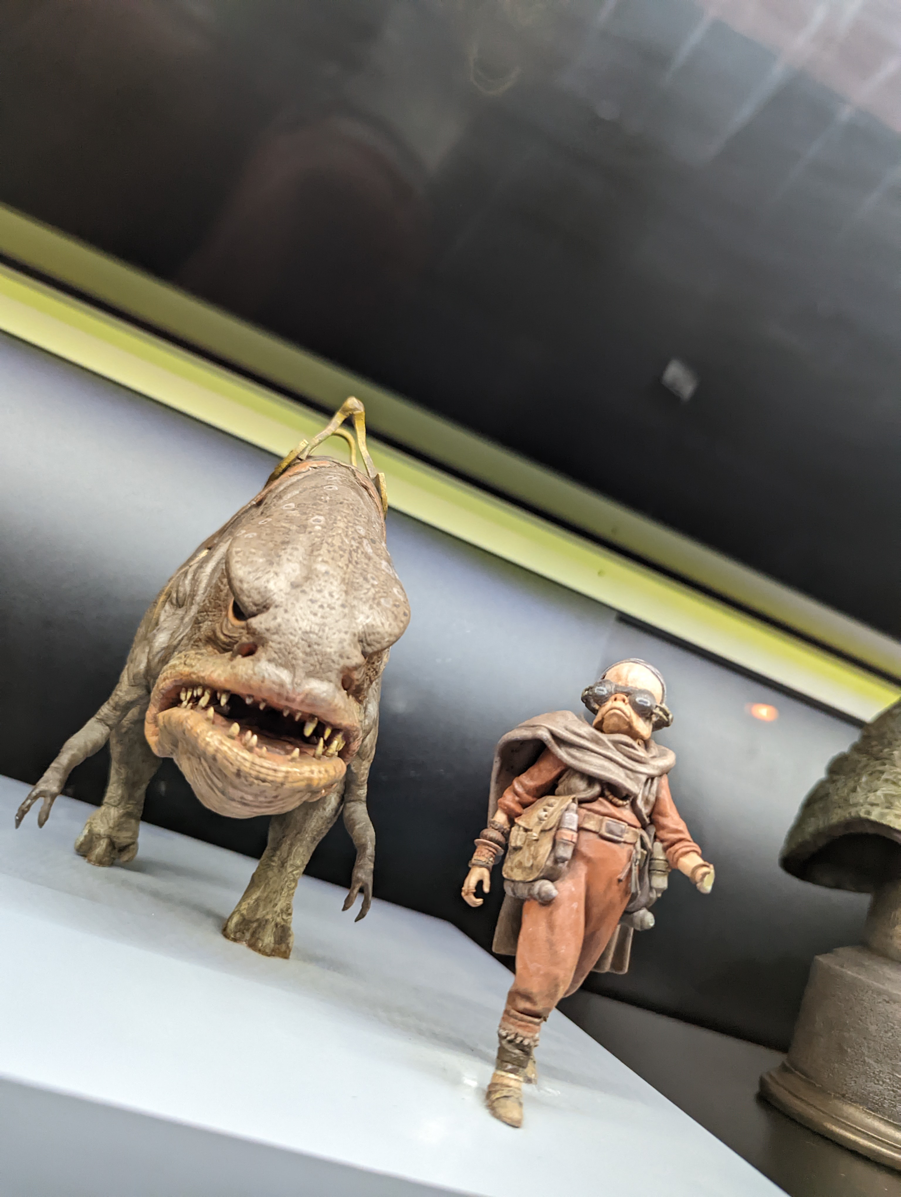 Ugnaught and Blurgg Maquette 07.jpg
