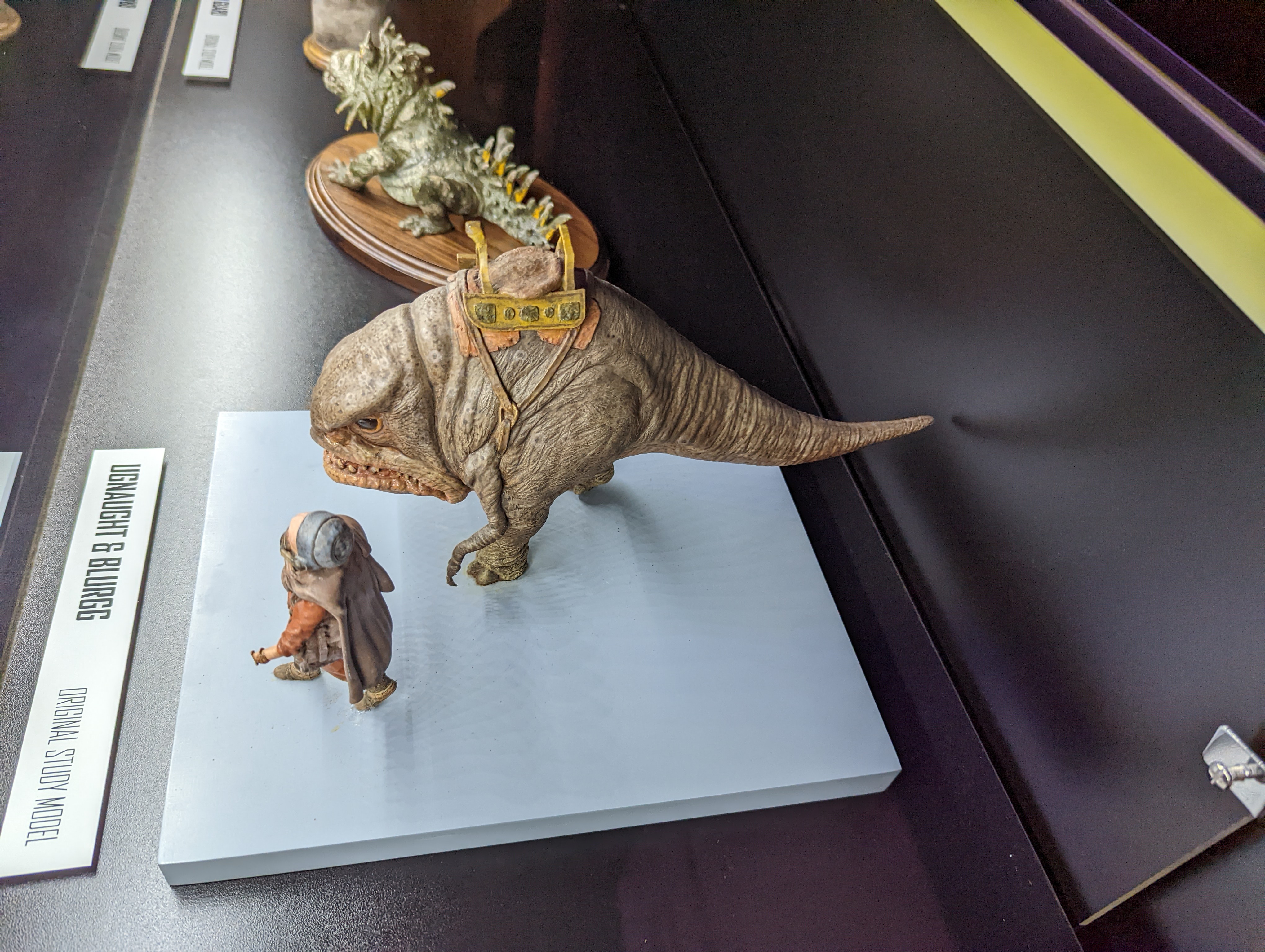 Ugnaught and Blurgg Maquette 08.jpg