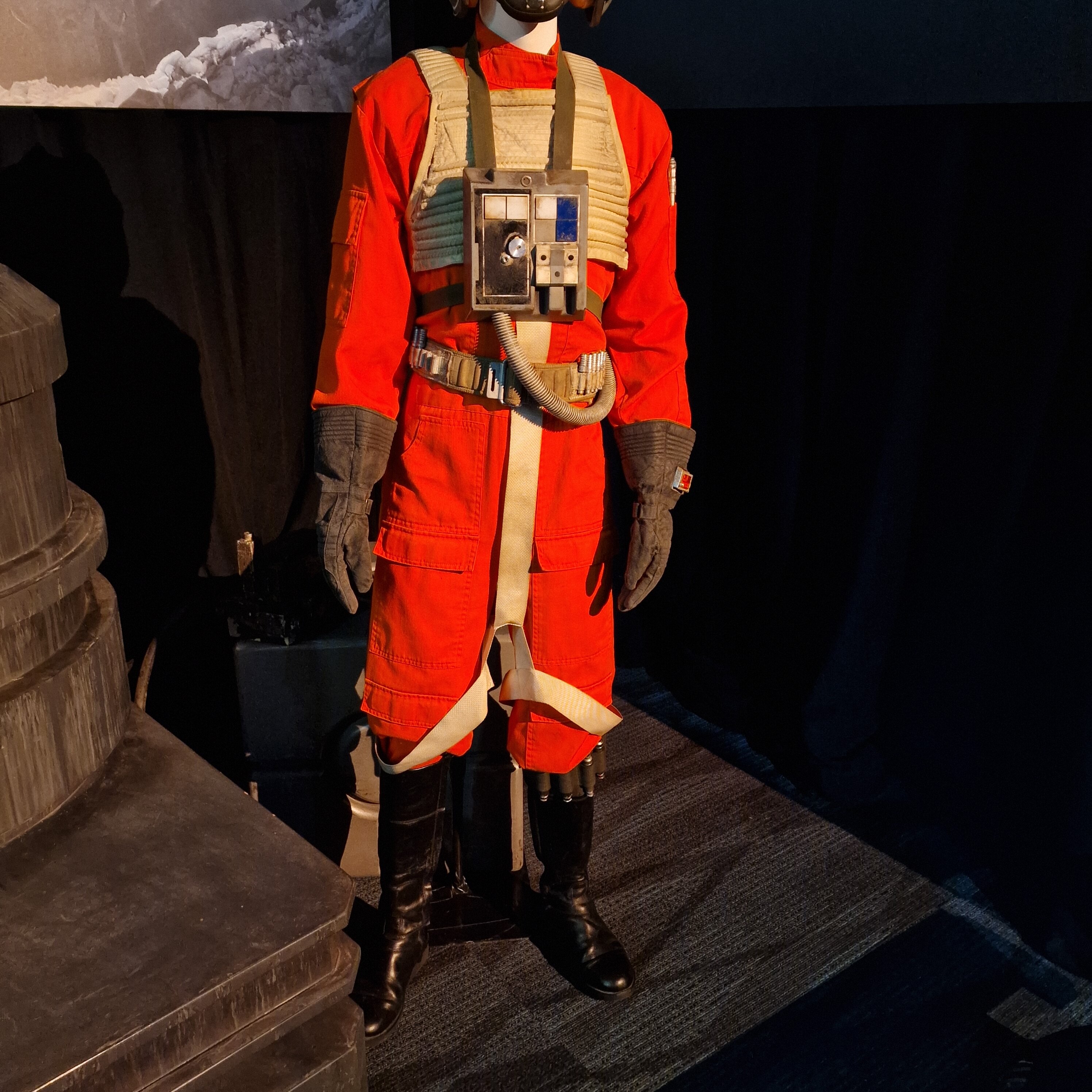 X-Wing Starfighter Pilot - Trapper Wolf 04.jpg