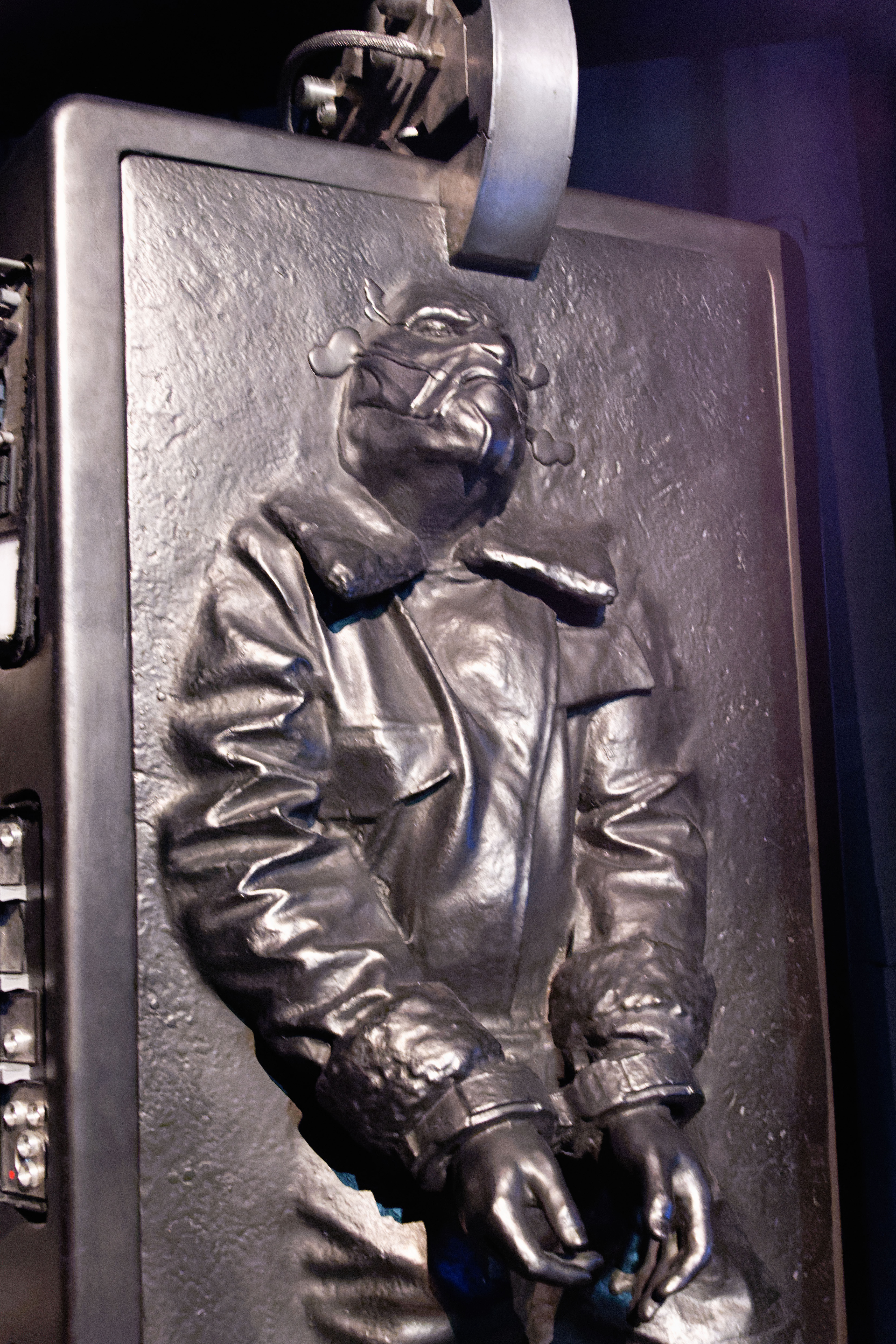 Zero and Carbonite Prisoners 06.jpg